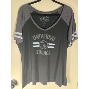Universal‎ Studios Womens 2XL Gray Black V Neck Baseball Tee Shirt